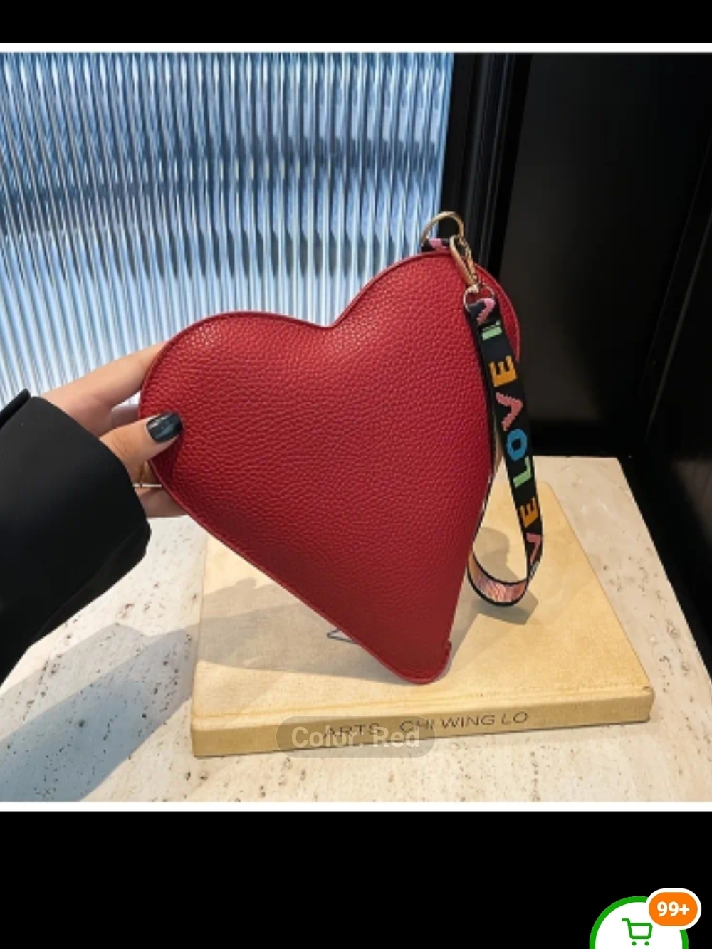LAST ONE !!! Red Heart-Shaped Wristlet Bag - Picture 2 of 4